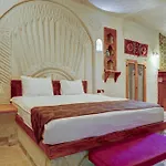 Avilla Cave فندق غوريمِيه
