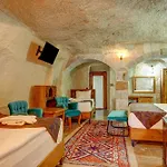 فندق Avilla Cave *