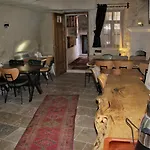 Avilla Cave * غوريمِيه