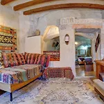 فندق Avilla Cave