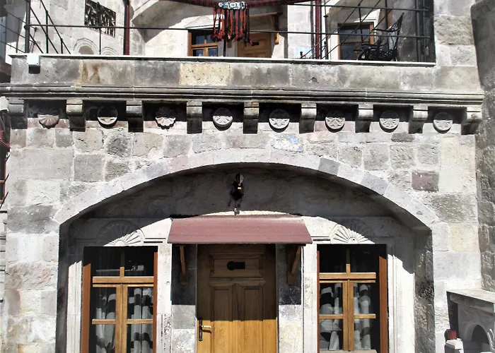 Avilla Cave 格雷梅