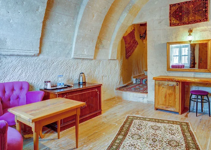 Avilla Cave 格雷梅